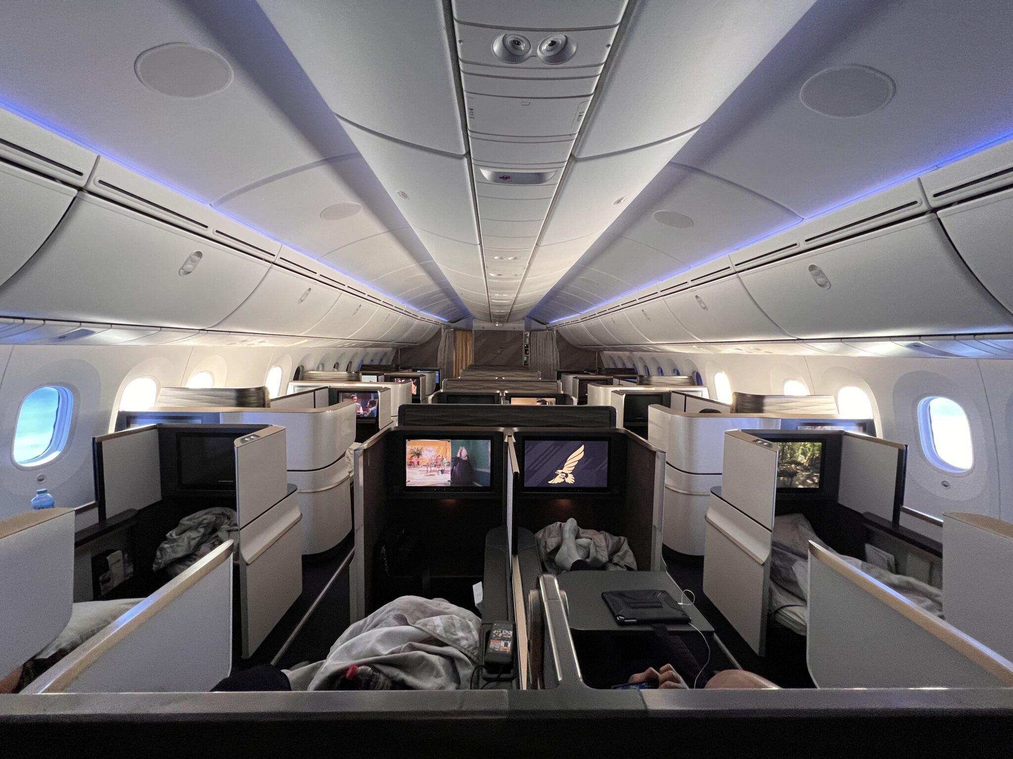 Does Gulf Air’s Falcon Gold Business Class Soar Above Qatar’s&nbsp;QSuite?
